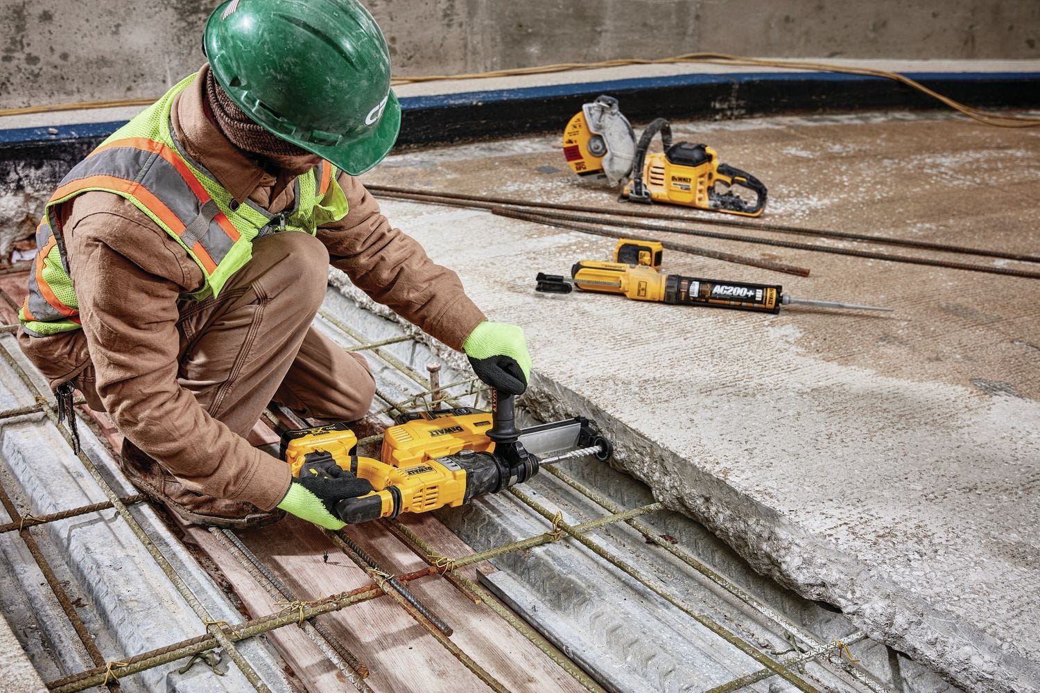 DeWalt DWH205DH Dust Extractor For DCH263 SDS Plus D-Handle Rotary Hammer