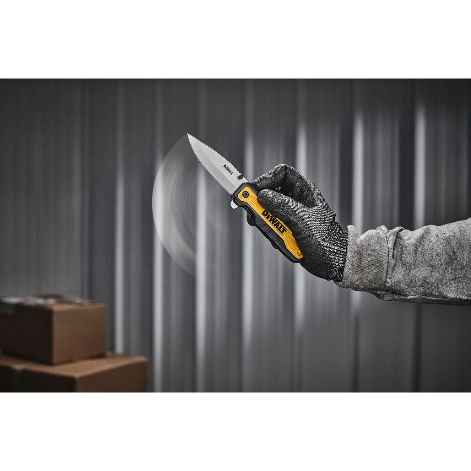 DeWalt DWHT10993 Drop Point Pocket Knife