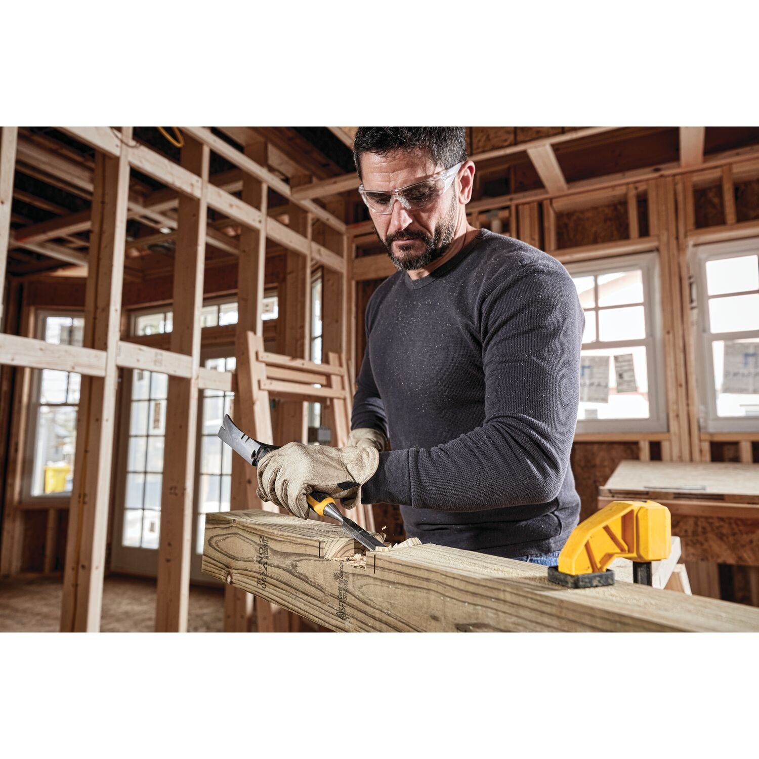 DeWalt DWHT16860 1-1/4 in. Wood Chisel