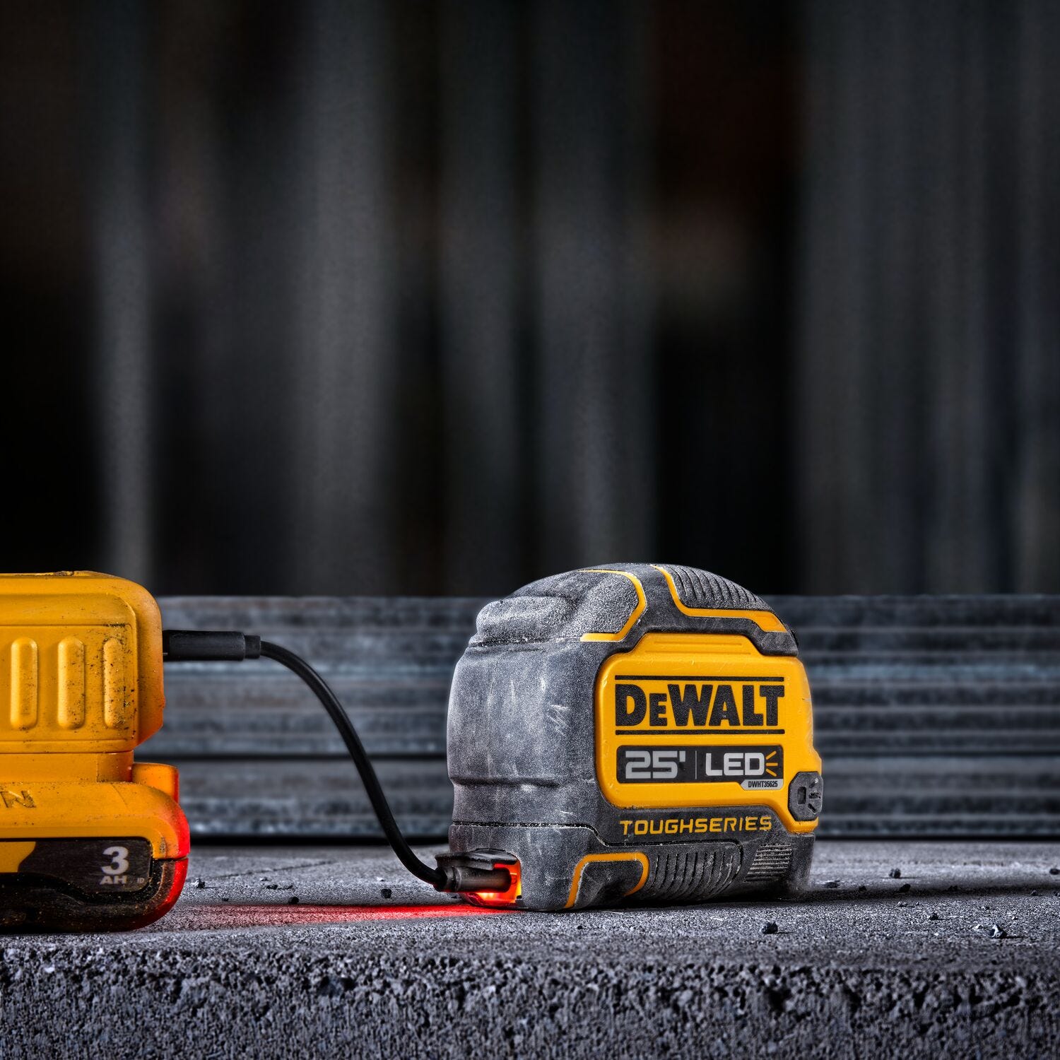 DeWalt DWHT35625S TOUGHSERIES 25 ft. LED Tape Measure