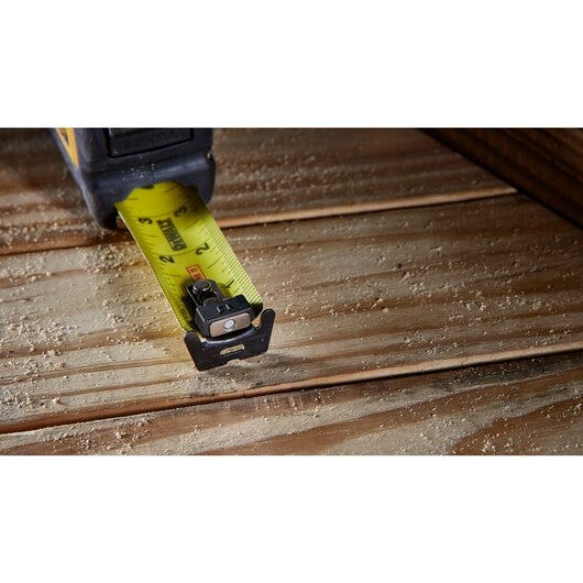 DeWalt DWHT36935S 35FT DeWalt Tough Tape