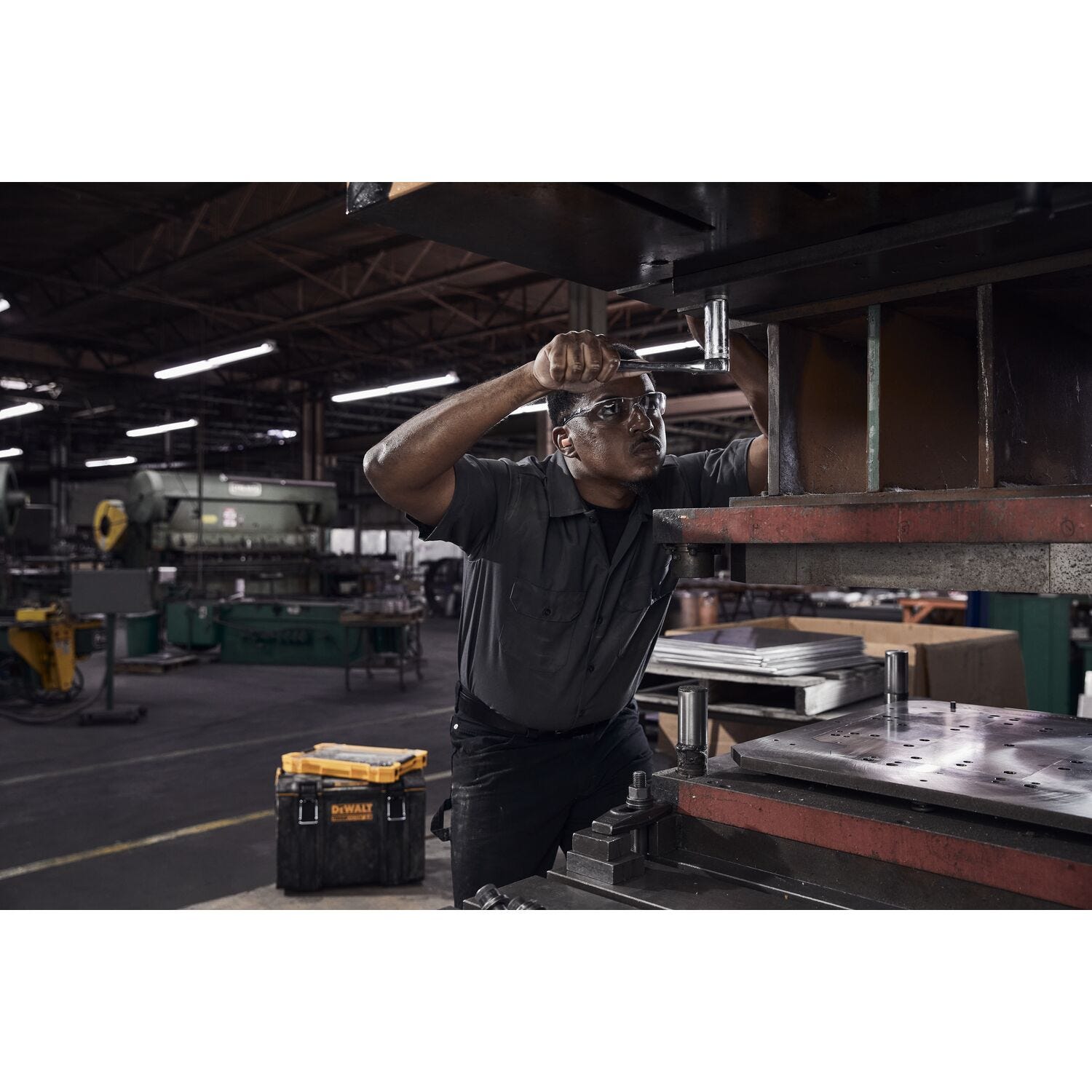 DeWalt DWMT45400 37-Piece 3/8 in. Drive Socket Set w/ ToughSystem 2.0 Tray