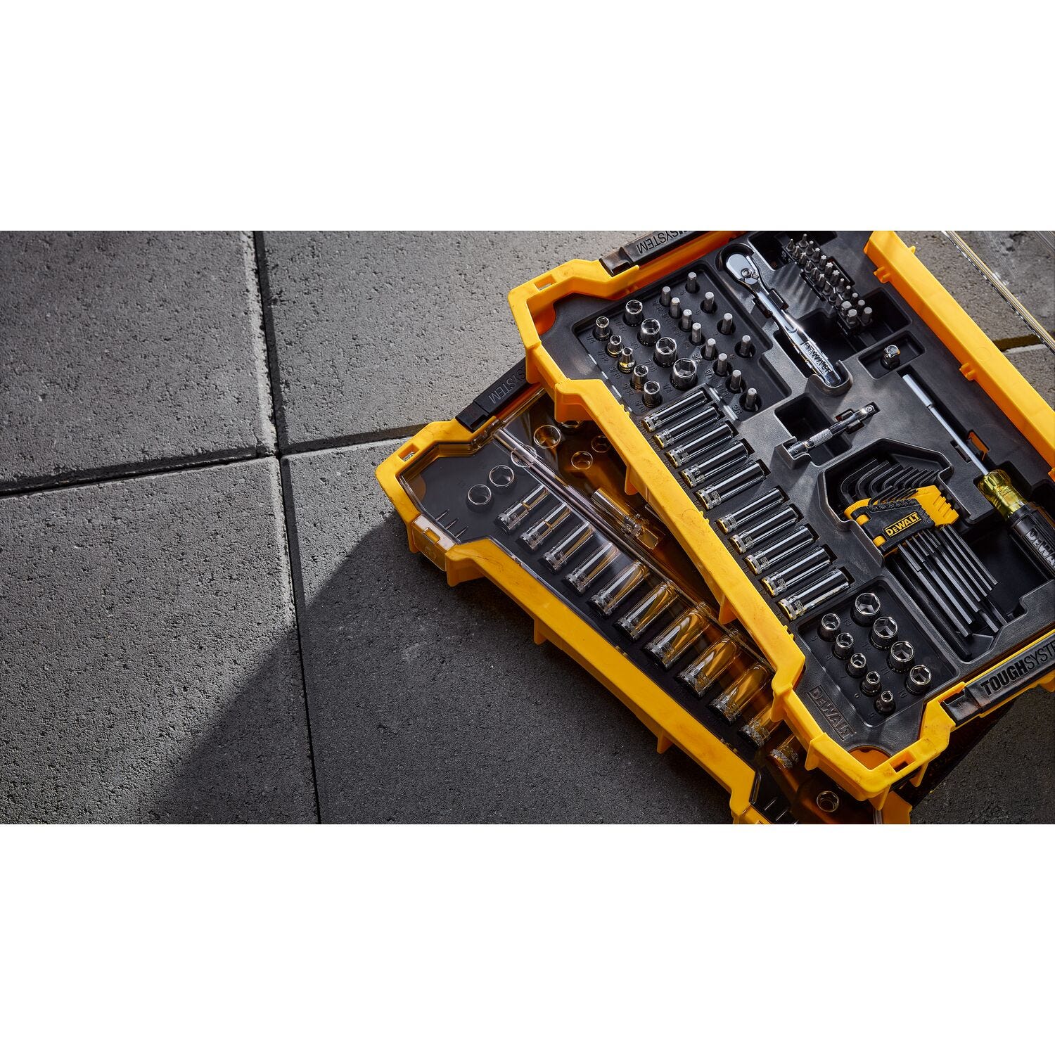 DeWalt DWMT45402 131-Piece 1/4 in. & 3/8 in. Mechanics Tool Set w/ ToughSystem 2.0 Tray