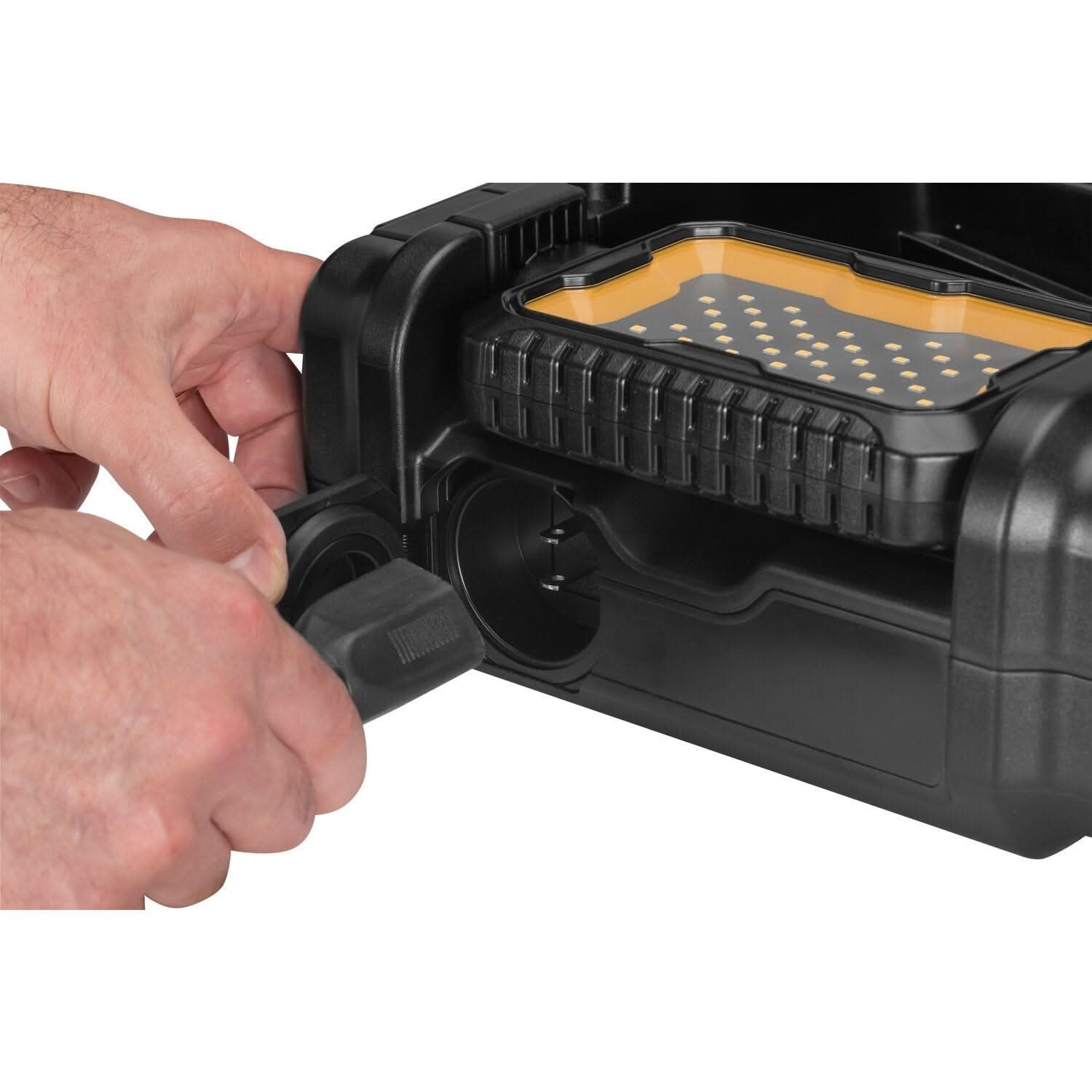 DeWalt 20V MAX ToughSystem 2.0 Light Box with 20V MAX XR POWERPACK 8.0Ah Battery