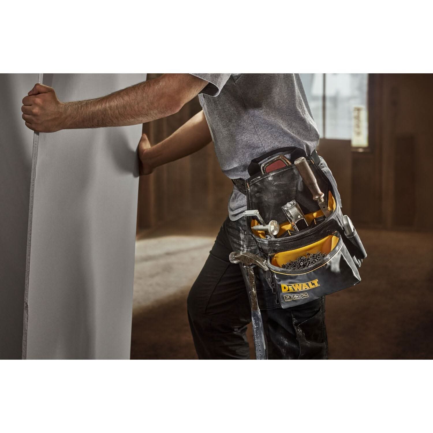 DeWalt DWST540101 Professional Tool Pouch