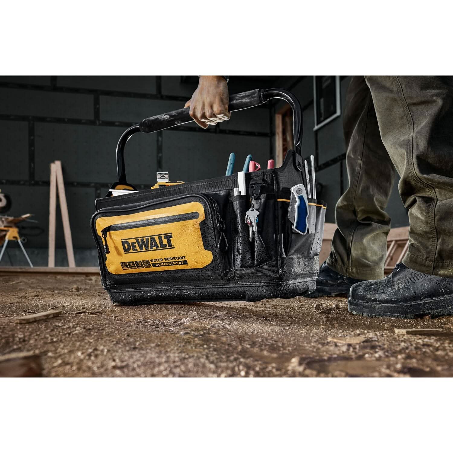 DeWalt DWST560106 20" PRO Tool Tote