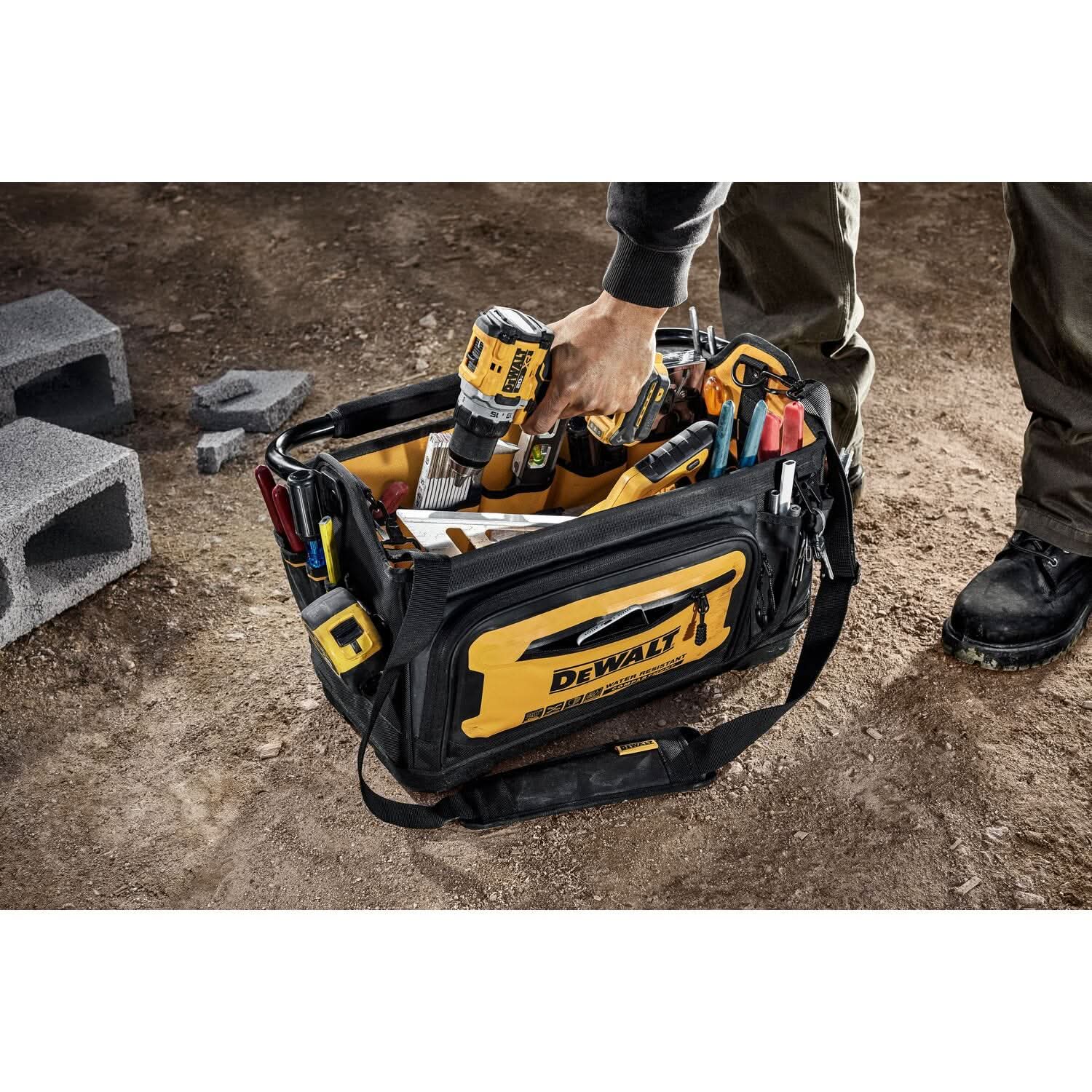 DeWalt DWST560106 20" PRO Tool Tote
