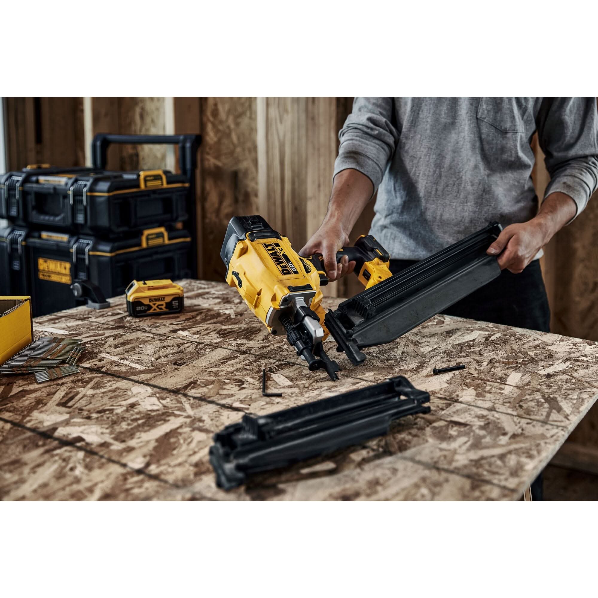DeWalt DZN920 21 Degree Extended Framing Magazine – Tool Nut