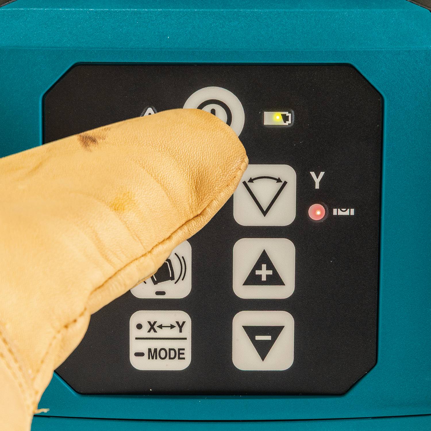 Makita SKR001Z 18V LXT Green Exterior Dual Slope 360-Degree Rotary Laser with Case, Tool Only