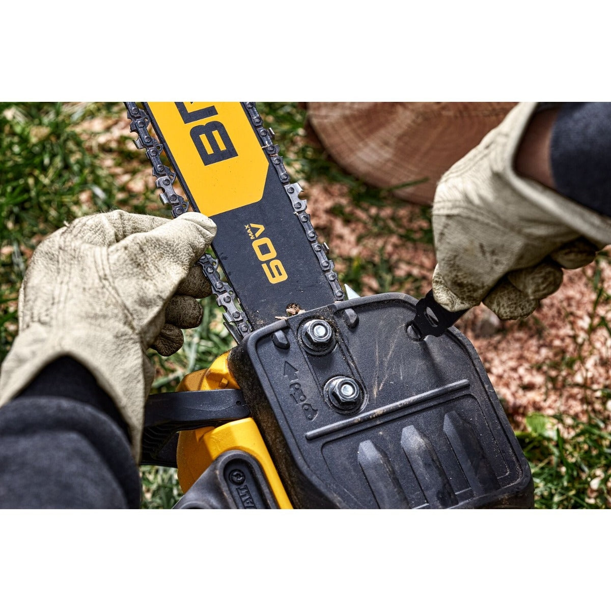 DeWALT DCCS672X1 FLEXVOLT 60V MAX 18-in. Brushless Chainsaw 9.0Ah Kit
