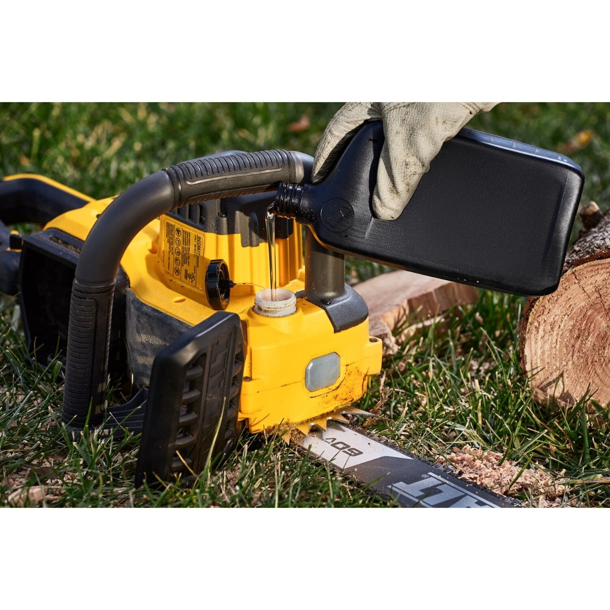 DeWalt DCCS677B 60V MAX Brushless 20 in. Chainsaw, Tool Only
