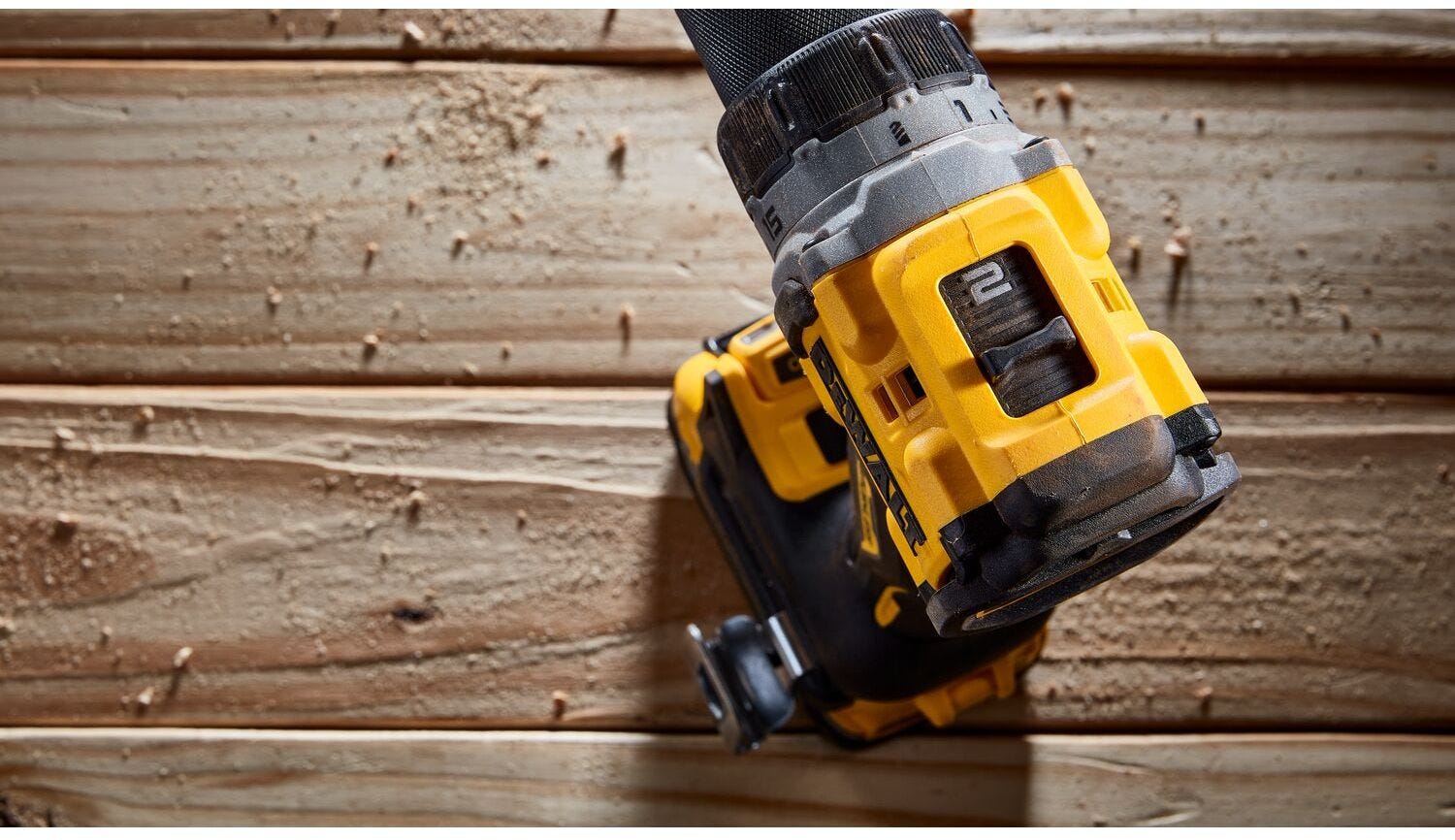 DeWALT DCD800D1E1 20V MAX XR Brushless Compact 1/2-in. Drill/Driver PowerStack 1.7Ah Kit