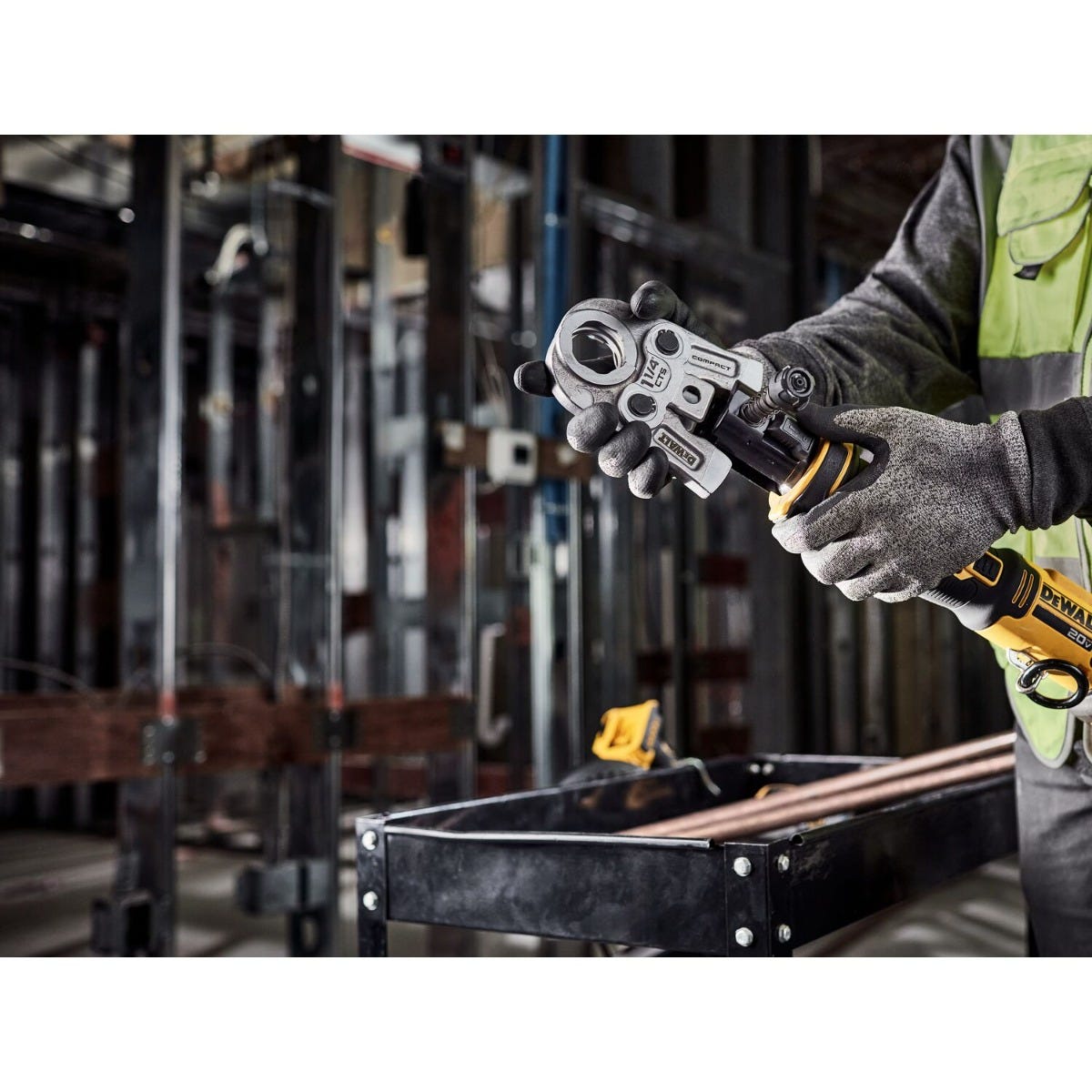 DeWalt DCE210D2 20V MAX Compact Press Tool 2.0Ah Kit