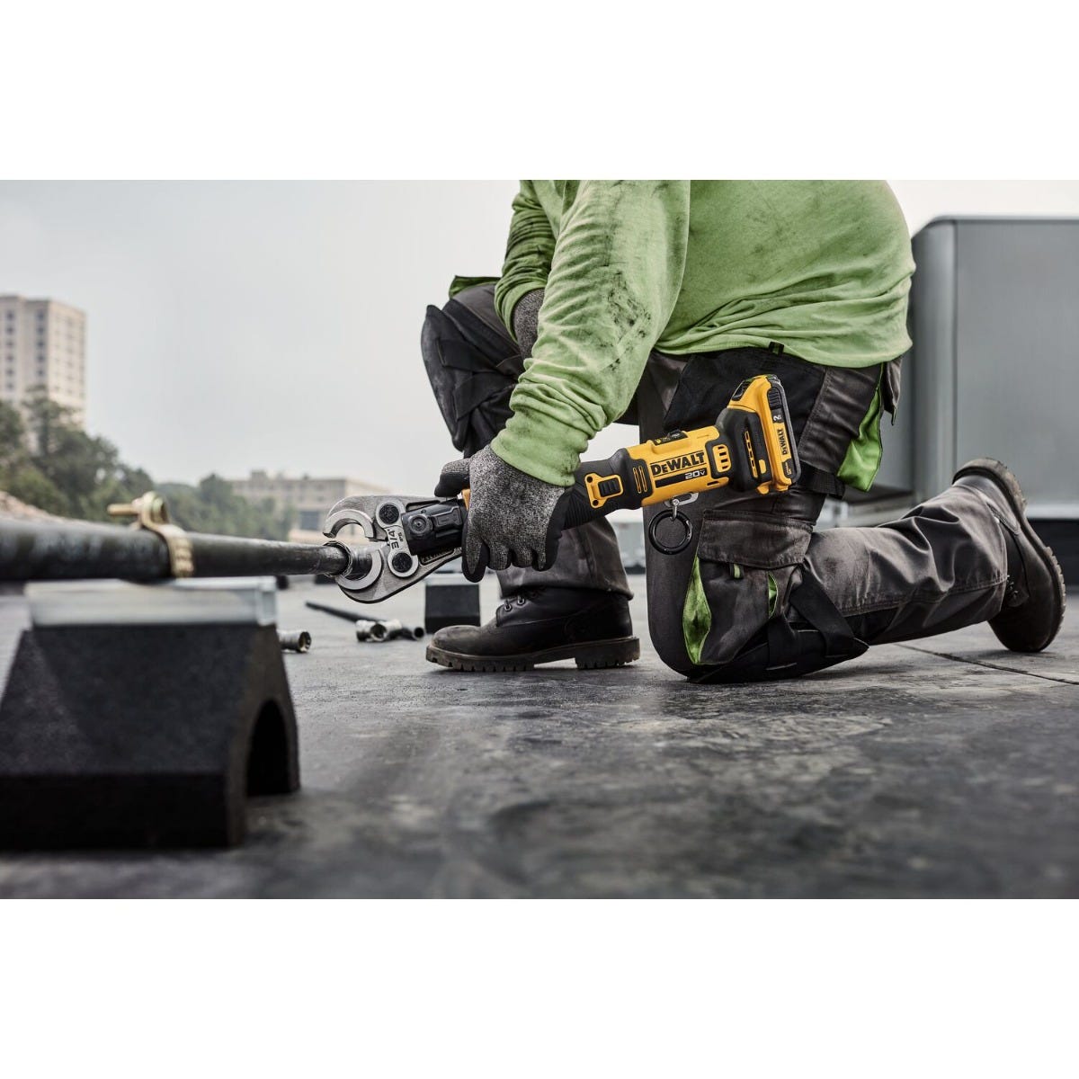 DeWalt DCE210D2 20V MAX Compact Press Tool 2.0Ah Kit