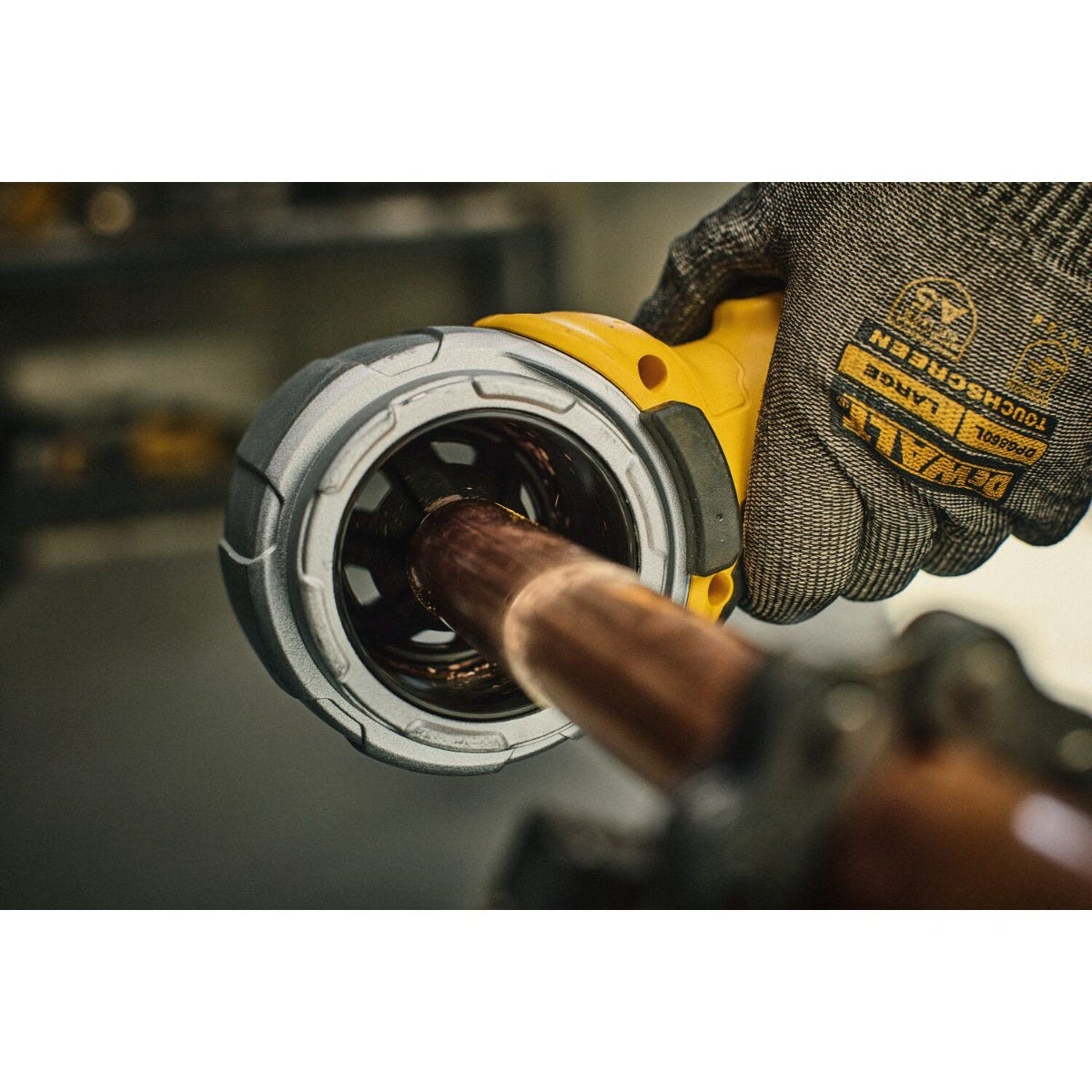 DeWALT DCE710B DEWALT 20V MAX Pipe Deburring Tool, Tool Only