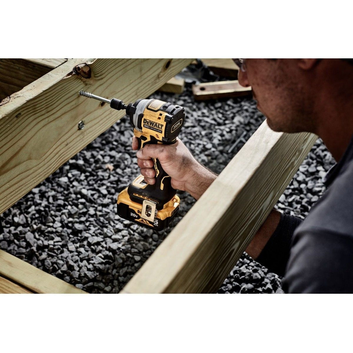DeWALT DCF850P2 ATOMIC 20V MAX* 1/4 -in. Brushless Cordless 3-Speed Impact Driver Kit, 2 Batteries