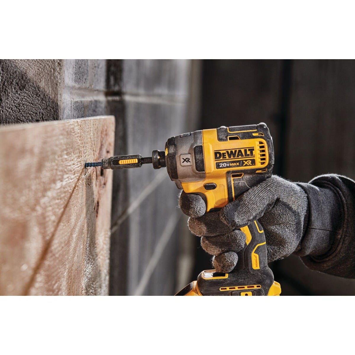 Dewalt DCK299M2 20V MAX XR Brushless Hammerdrill & Impact Driver Combo 4.0AH Kit
