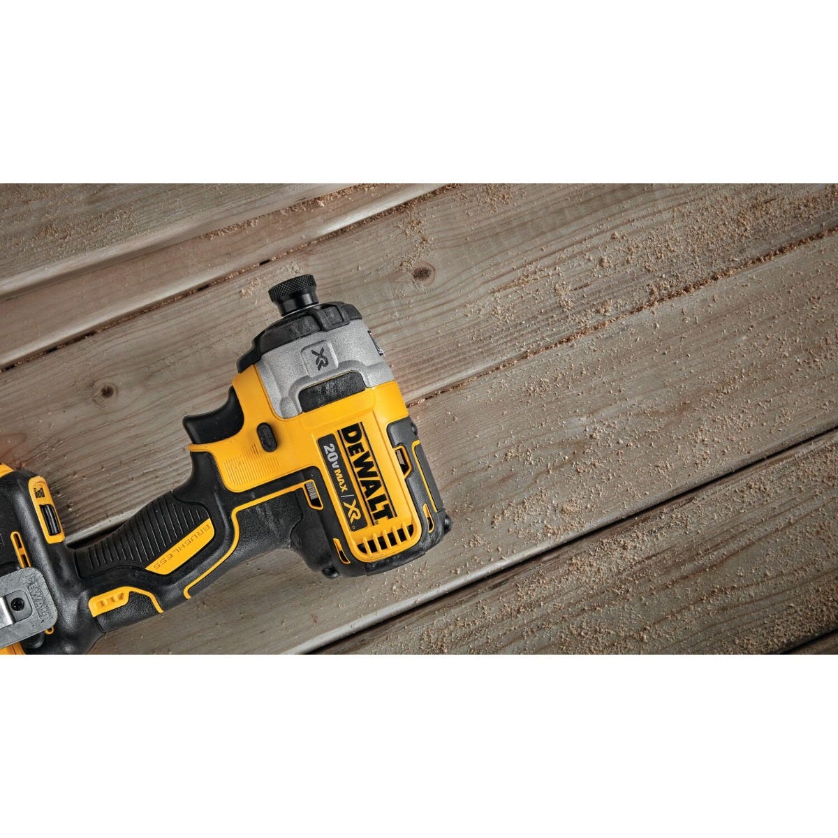 Dewalt DCK299M2 20V MAX XR Brushless Hammerdrill & Impact Driver Combo 4.0AH Kit