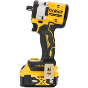 DeWALT DCF921P2 ATOMIC 20V MAX* 1/2 -in. Cordless Impact Wrench with Hog Ring Anvil Kit
