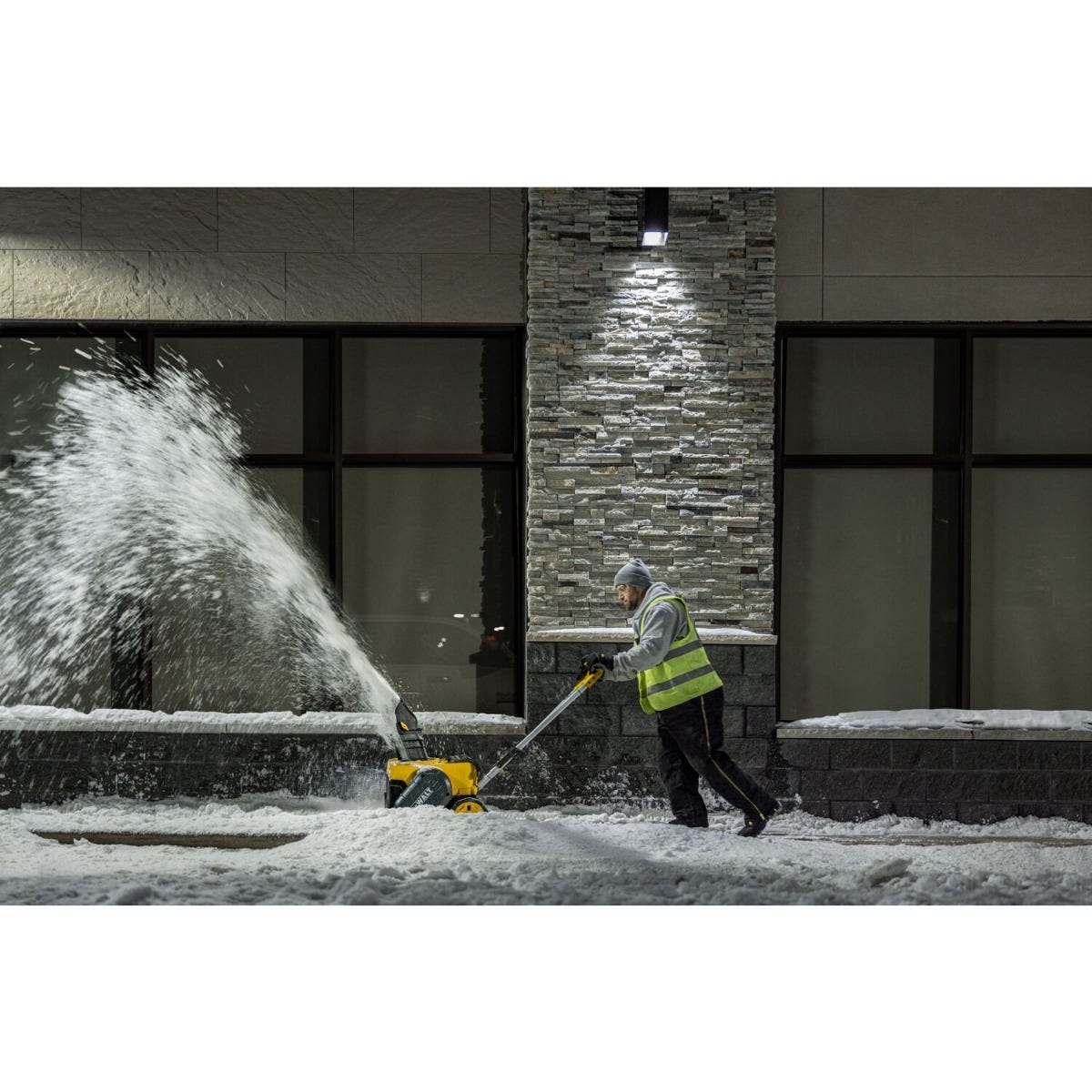 DeWalt DCSNP2142Y2 60V MAX 21 in. Single-Stage Snow Blower 12.0Ah Kit