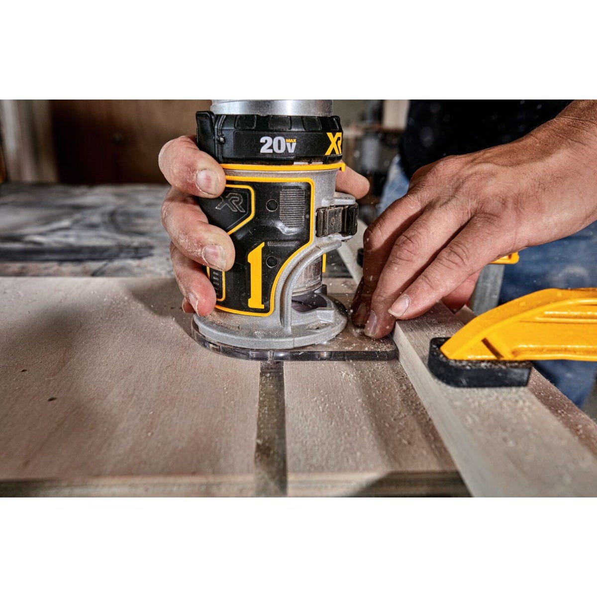 DeWalt 20V MAX XR Plunge Router and Compact Router Kit