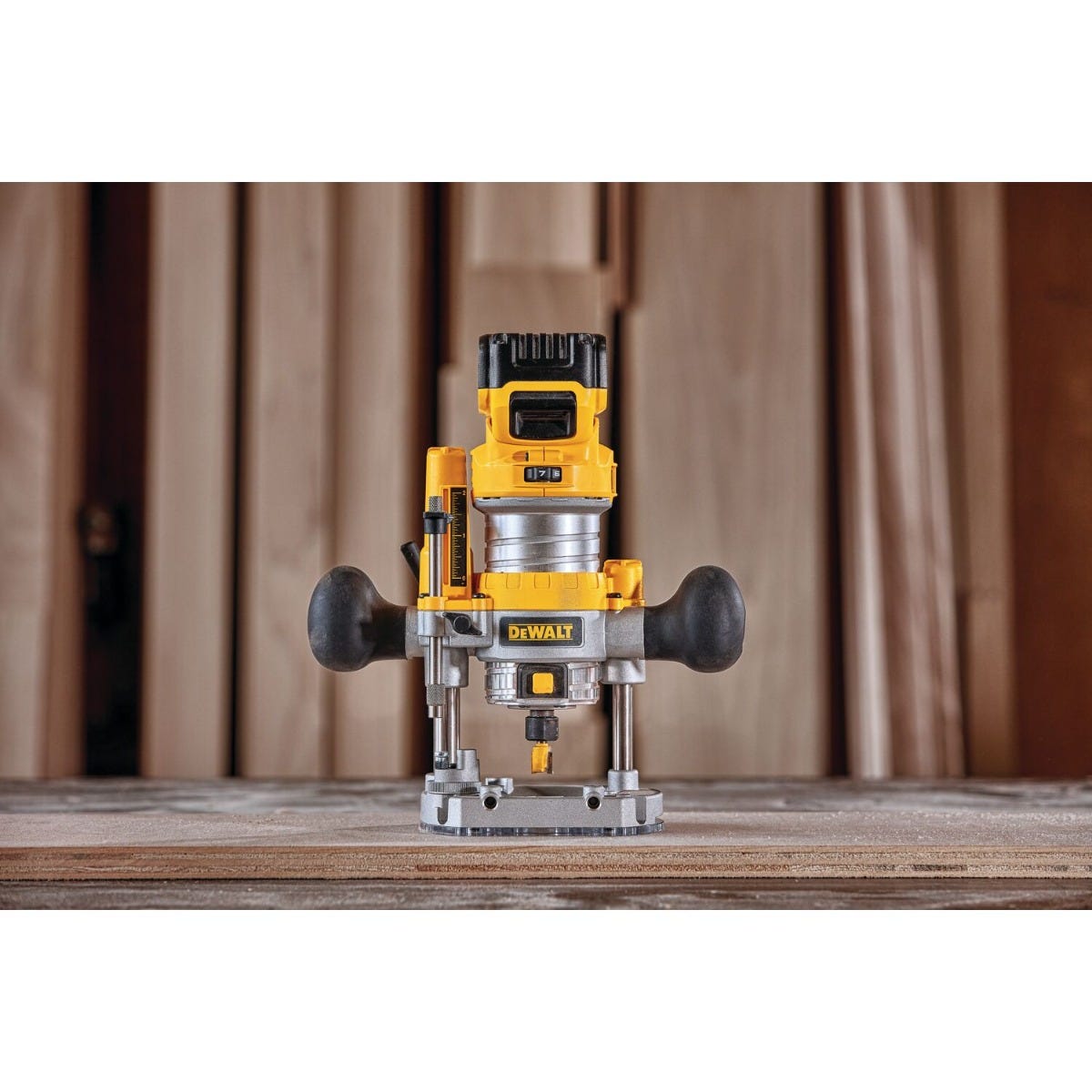 DeWalt 20V MAX XR Plunge Router and Compact Router Kit