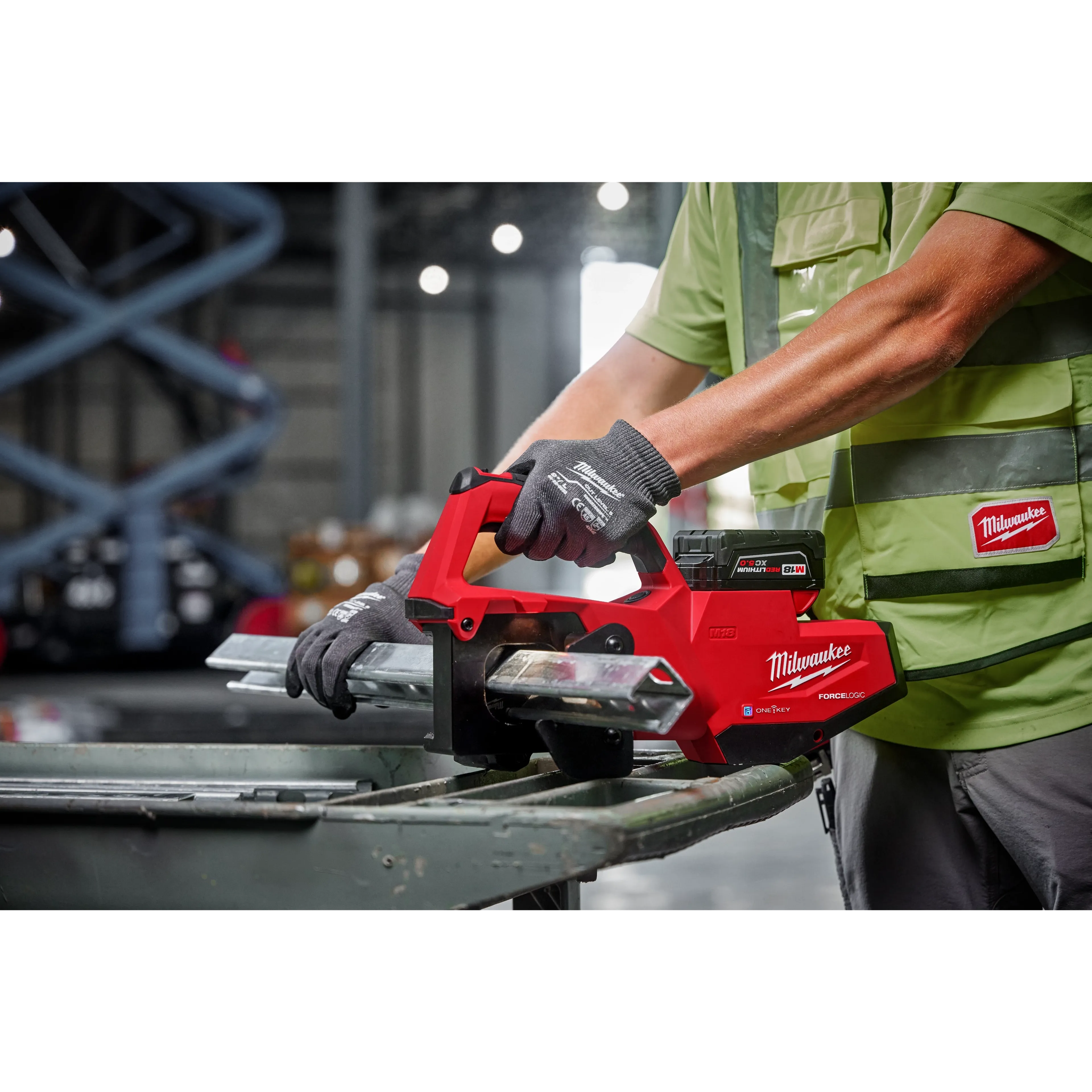 Milwaukee M18 FORCE LOGIC Single Channel Strut Shear (2933-20)