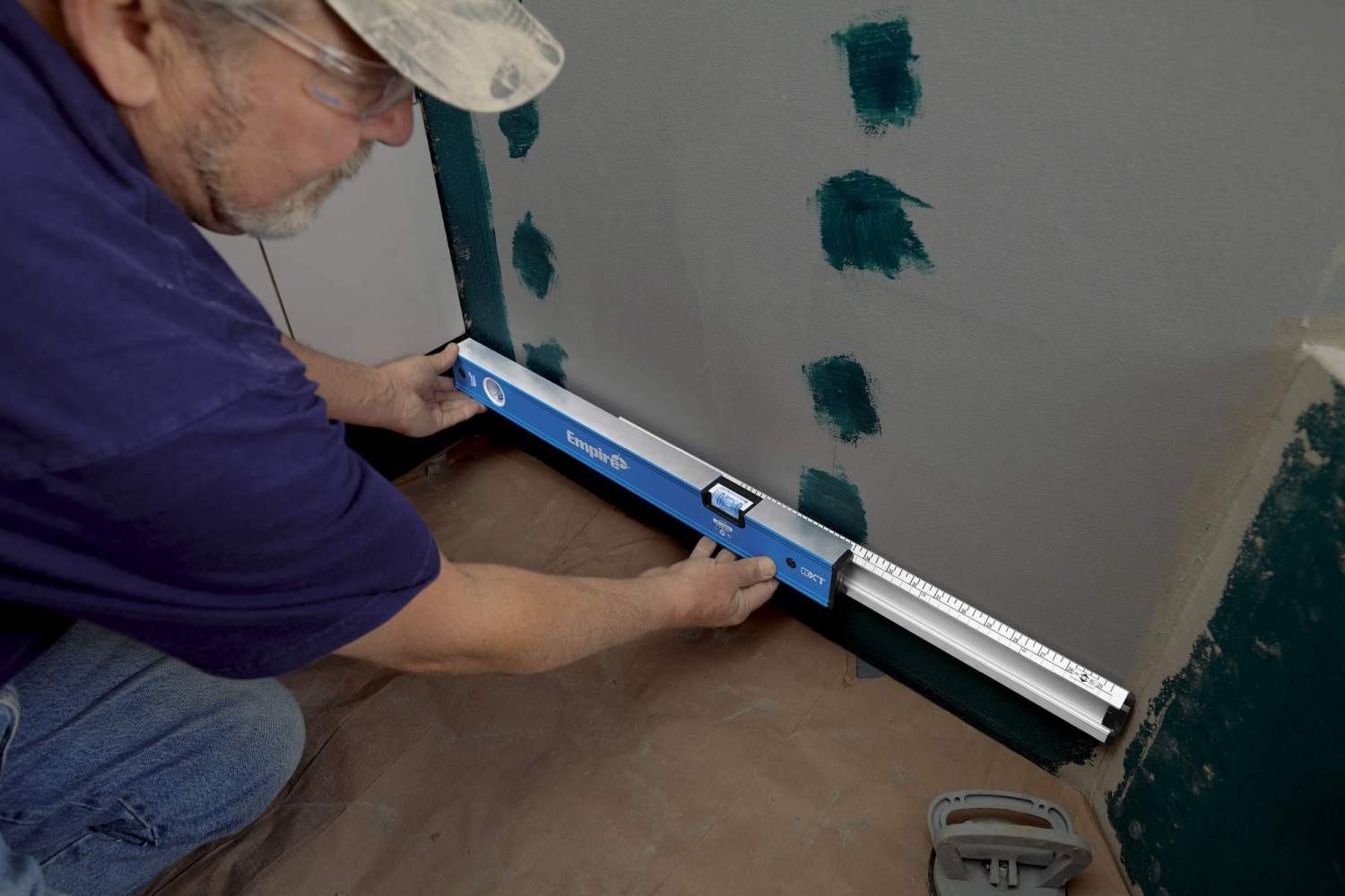 Empire eXT40 24"-to-40" eXT Extendable TRUE BLUE Box Level