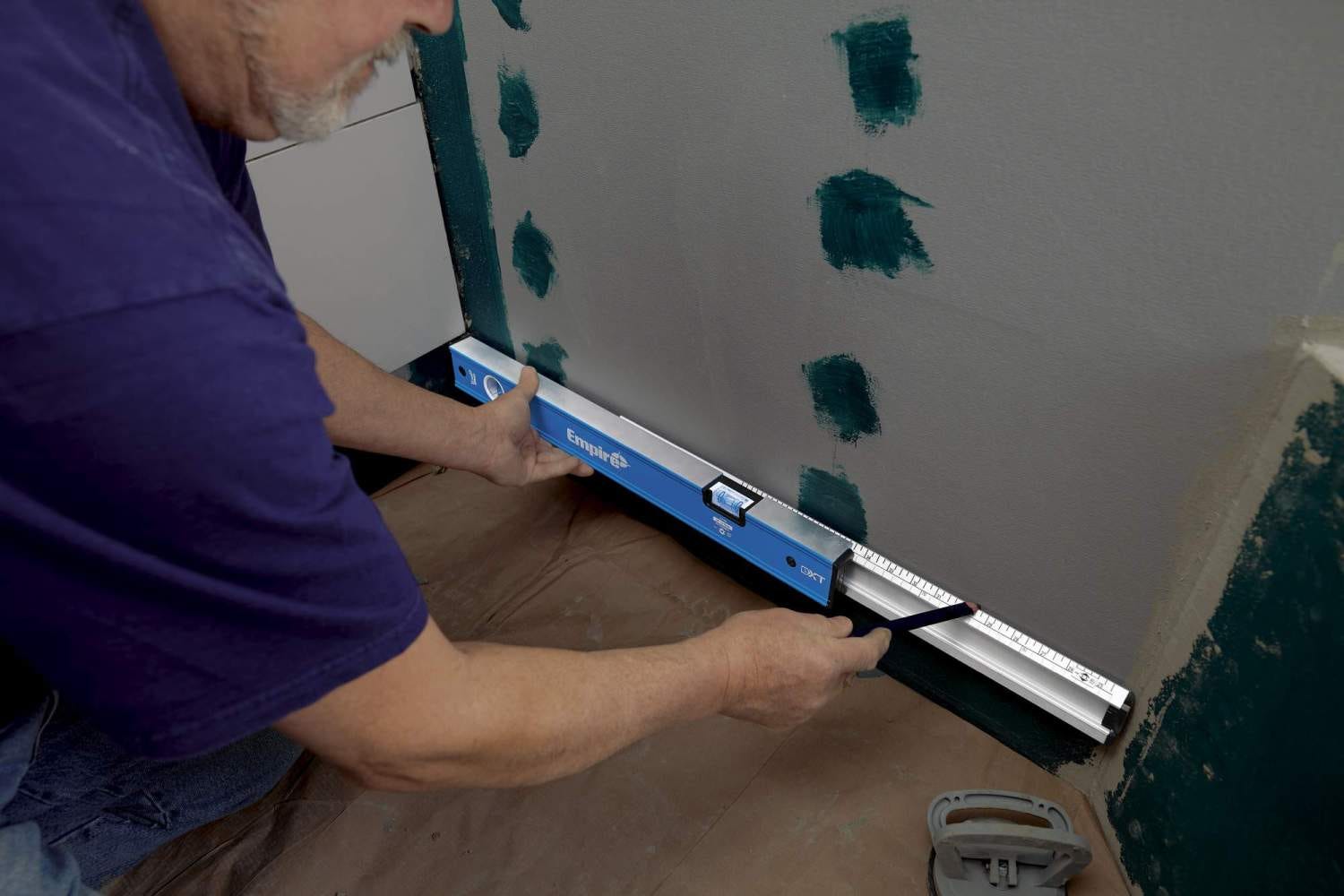 Empire eXT40 24"-to-40" eXT Extendable TRUE BLUE Box Level
