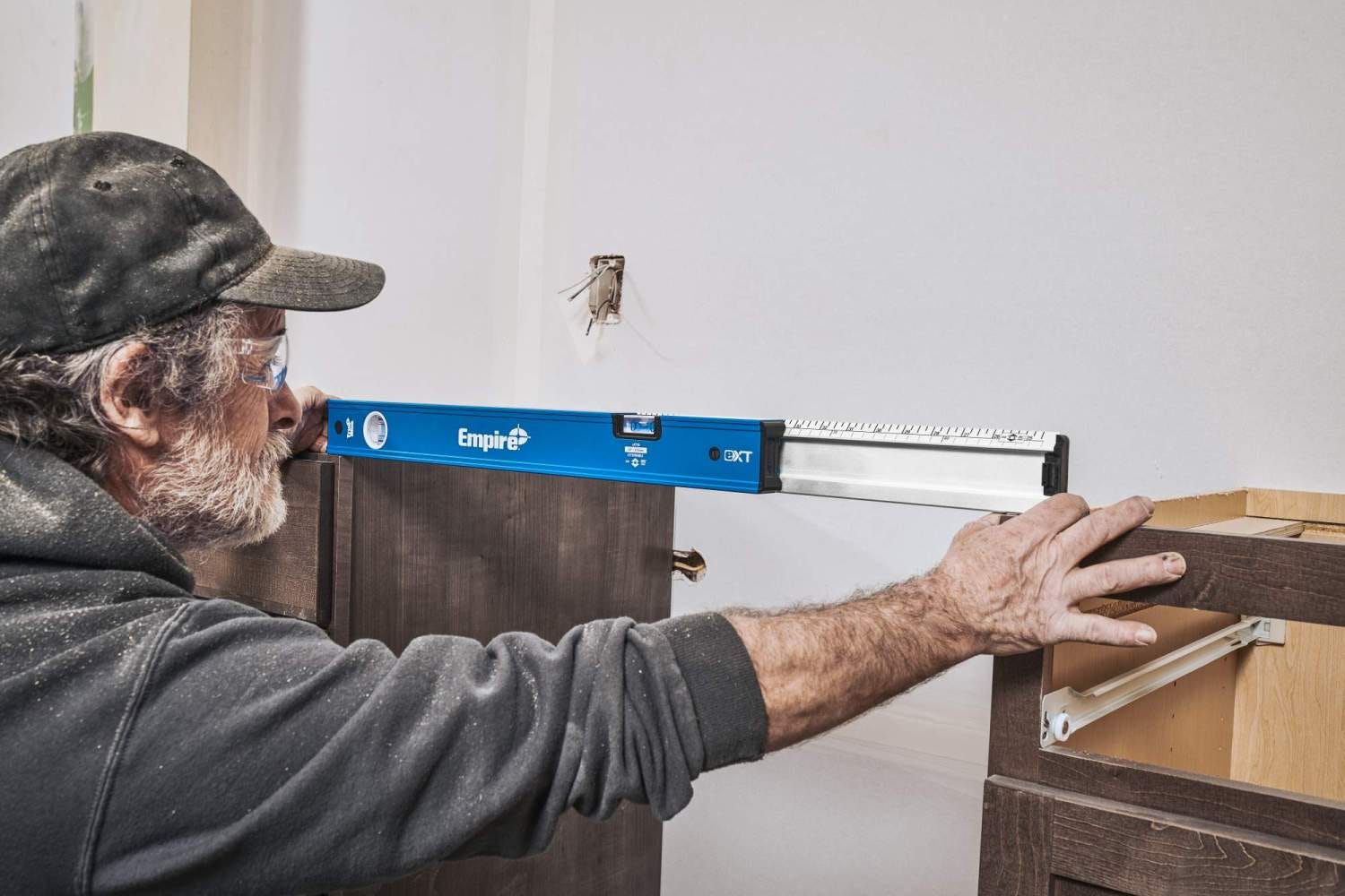 Empire eXT40 24"-to-40" eXT Extendable TRUE BLUE Box Level