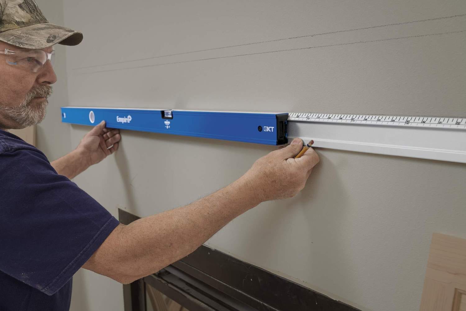 Empire eXT78 48"-to-78" eXT Extendable TRUE BLUE Box Level