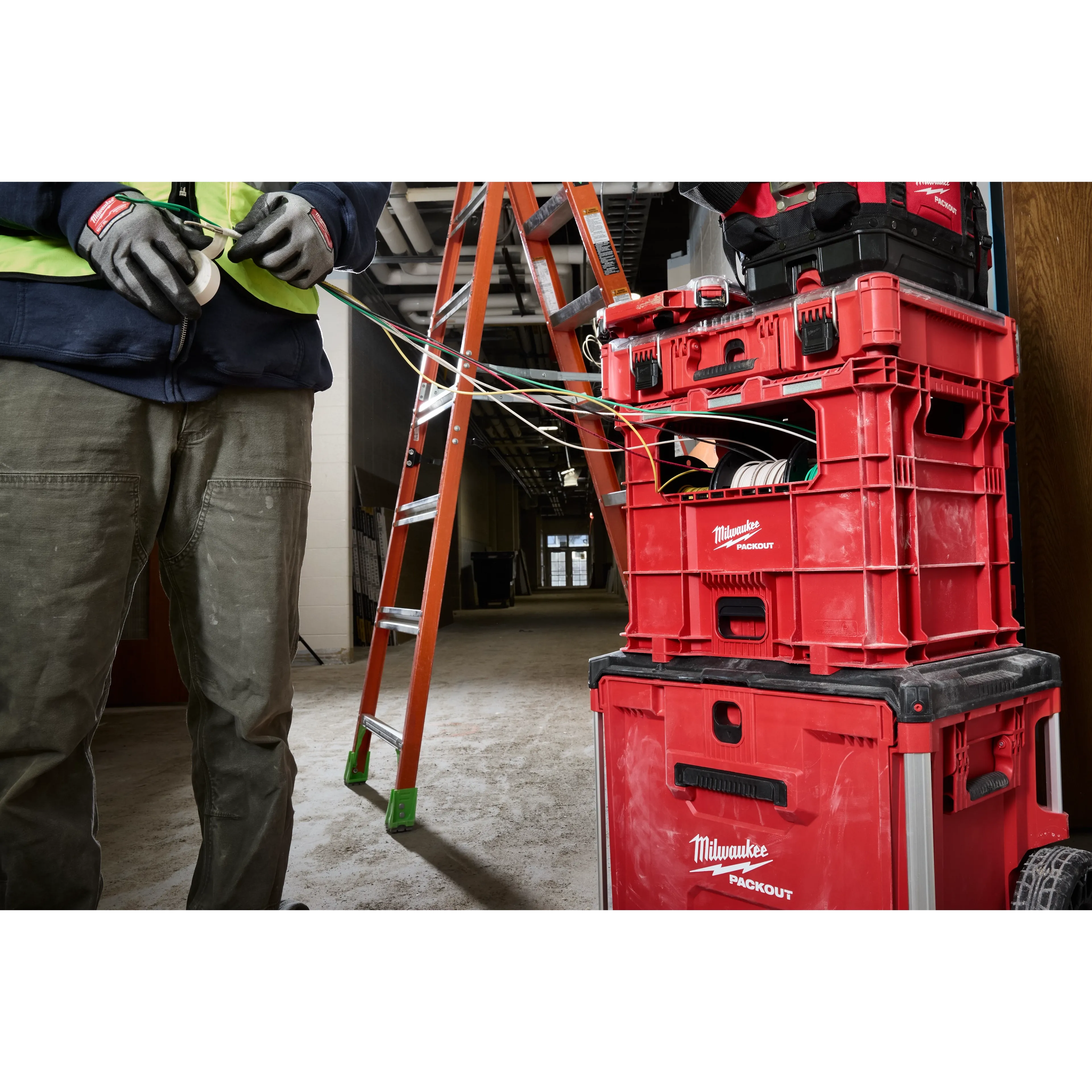 Milwaukee 48-22-8043 PACKOUT Wire Pulling XL Crate