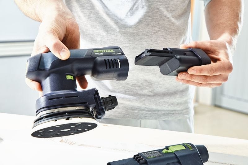 Festool 577696 ETSC 125 18V Brushless Hybrid Cordless 125mm (5") Sander Bluetooth 3.1Ah PLUS