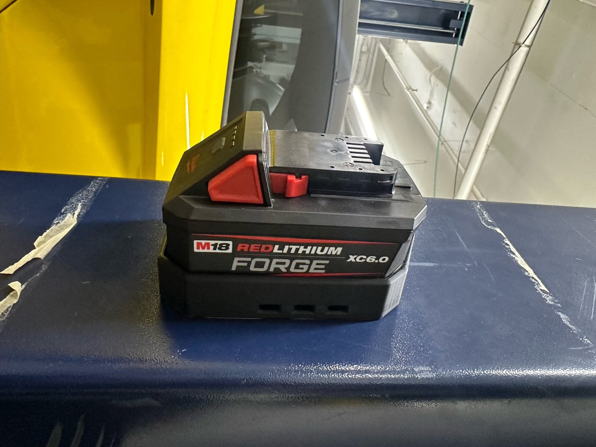 STS Auto Design MW1860F Milwaukee Style Forge 6.0Ah Magnetic Battery Cover