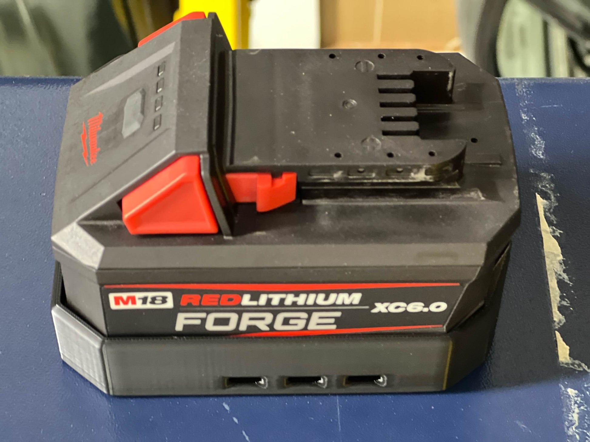 STS Auto Design MW1860F Milwaukee Style Forge 6.0Ah Magnetic Battery Cover