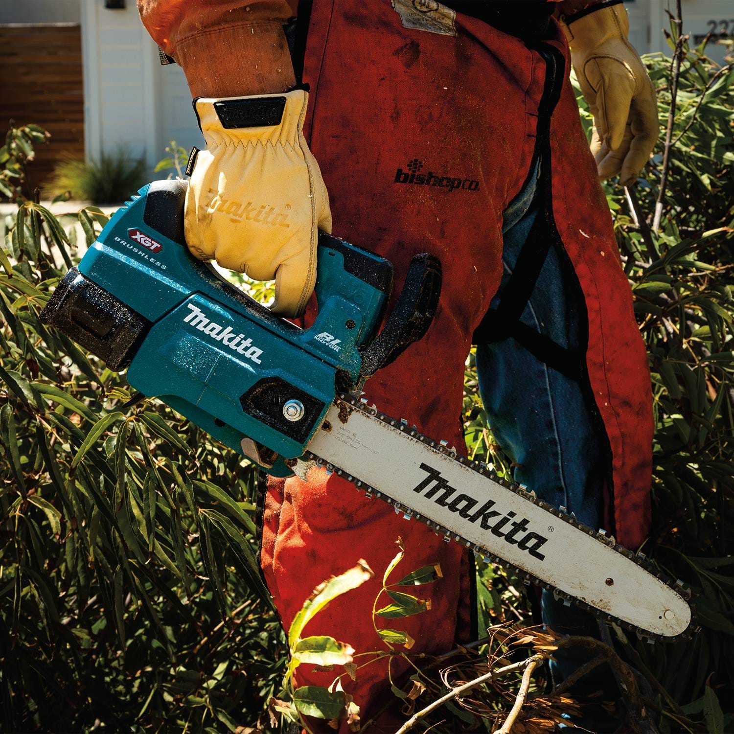 Makita GCU02M1 40V max XGT Brushless Cordless 14" Top Handle Chain Saw Kit (4.0Ah)