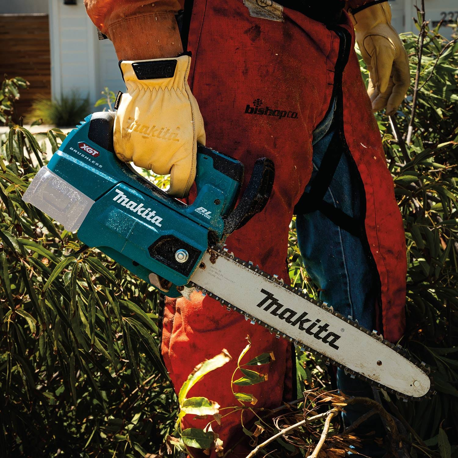 Makita GCU03Z 40V max XGT Brushless Cordless 16" Top Handle Chain Saw, Tool Only
