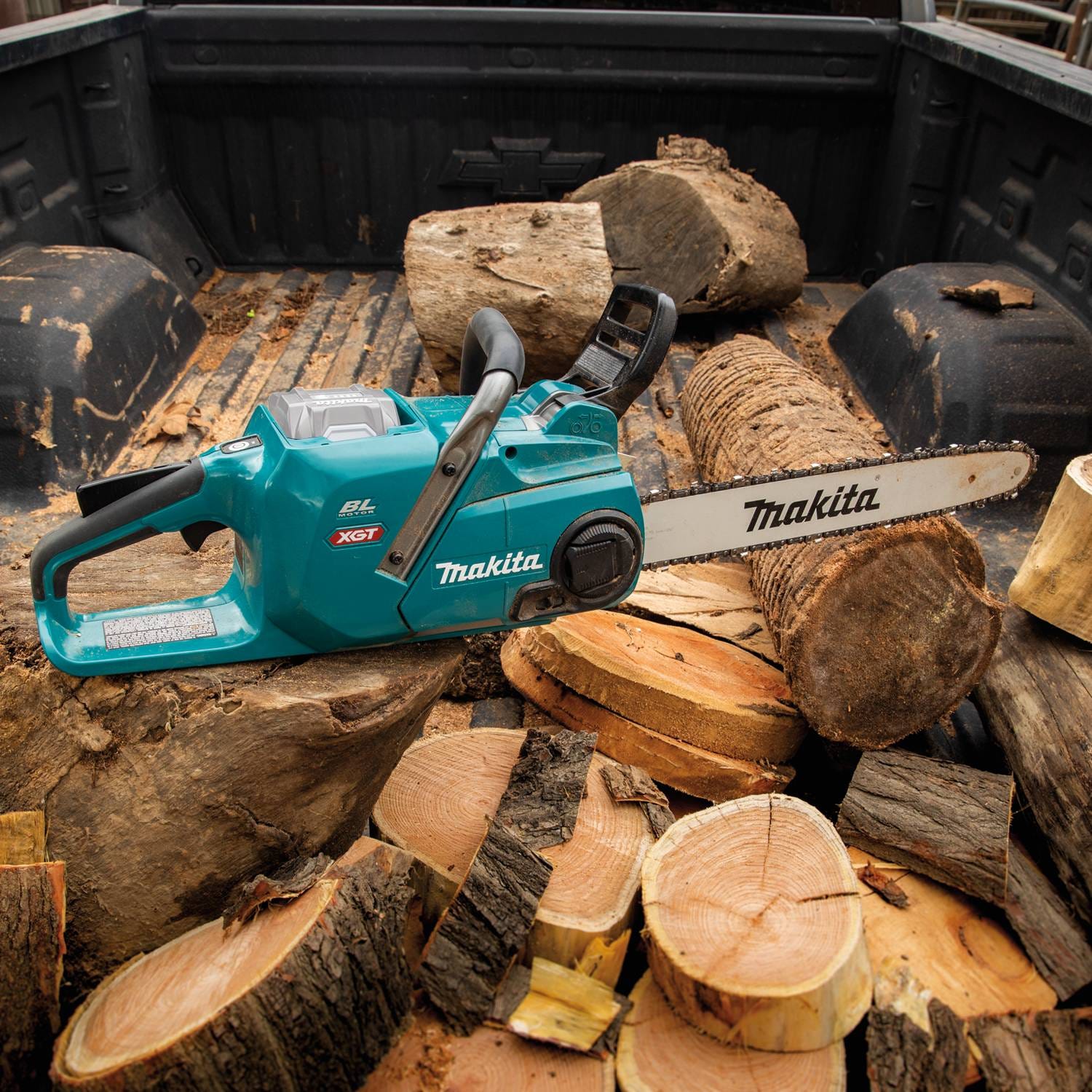 Makita GCU06Z 40V max XGT Brushless Cordless 18" Chain Saw, Tool Only