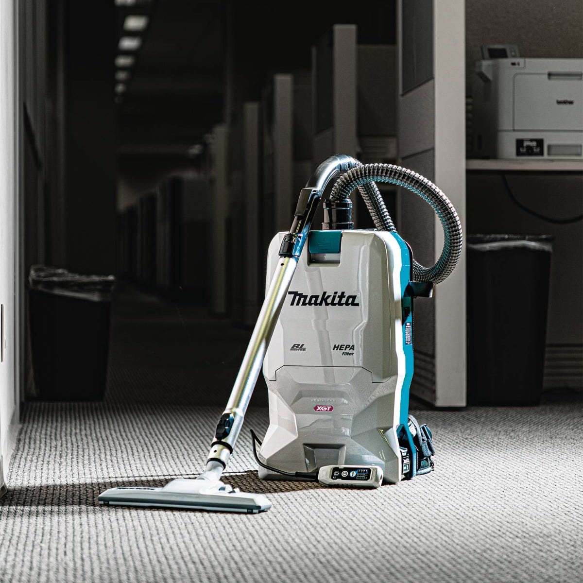 Makita GCV08PM 40V max XGT Brushless Cordless 6 Quart HEPA Filter Dry Backpack Vacuum Kit (4.0Ah)