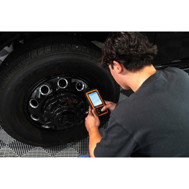 Gearwrench GWTPMS Universal Tire Pressure Monitoring System Programming & Diagnostic Tool