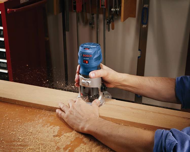 Bosch GKF125CEPK Colt 1.25 HP Variable-Speed Palm Router Combination Kit