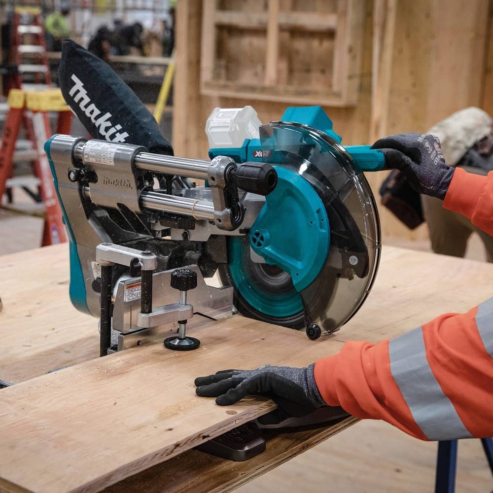 Makita GSL03Z 40V max XGT Brushless Cordless 10" Dual-Bevel Sliding Compound Miter Saw, AWS Capable, Tool Only