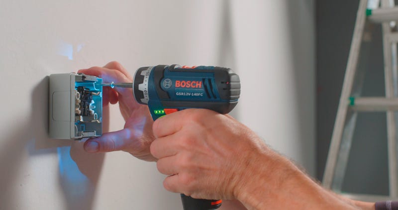 Bosch GSR12V-140FCB22 12V Max Flexiclick 5-In-1 Drill/Driver System 2.0Ah Kit