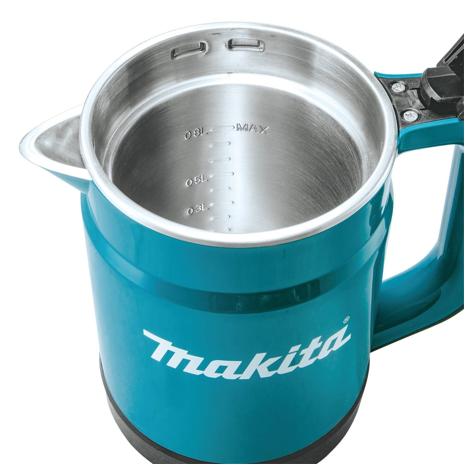 *** MUST COMPLETE ONLINE FORM AT MAKITATOOLS.COM/EREBATES TO RECEIVE FREE ITEM*** Ships separately from Makita.