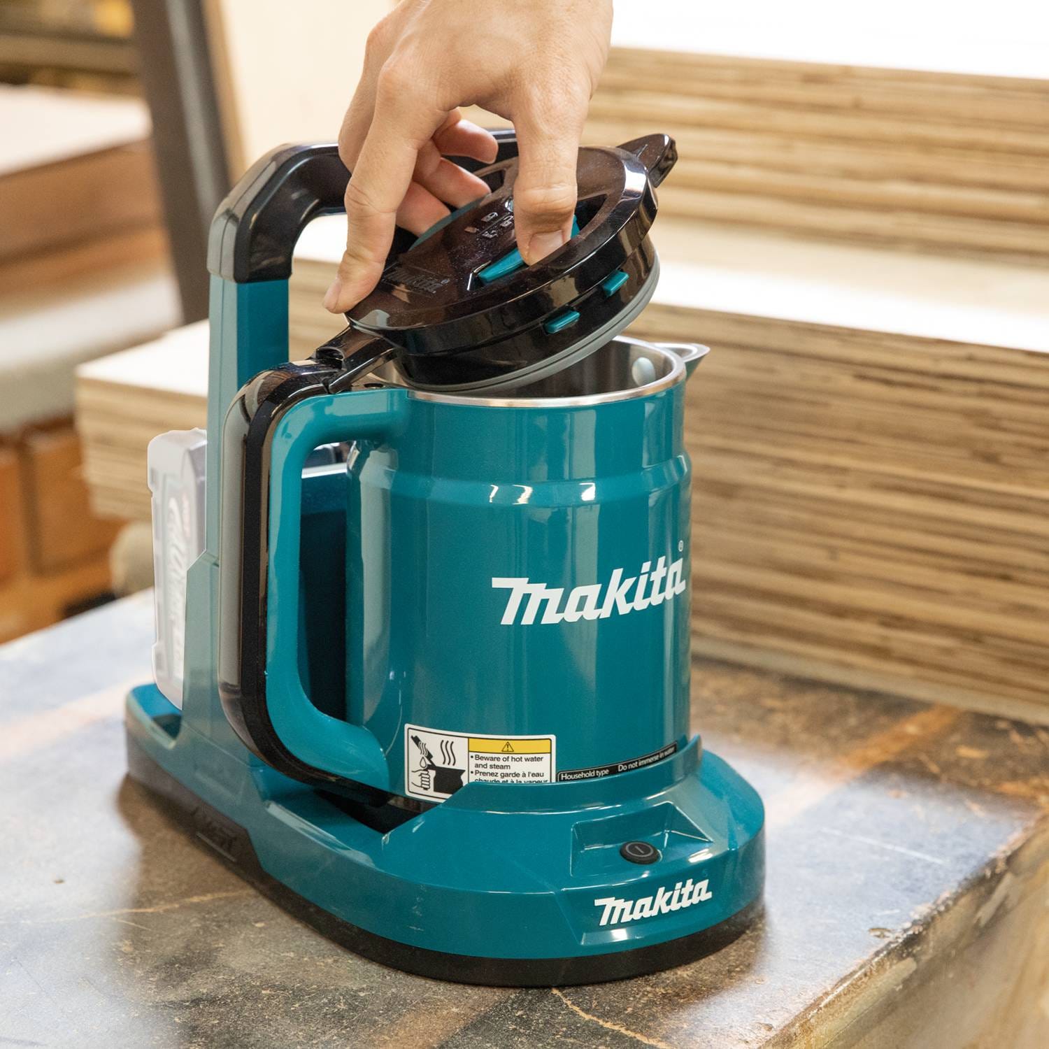 Makita GTK01Z 40V max XGT Hot Water Kettle, Tool Only – Tool Nut