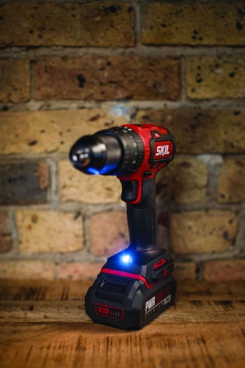 SKIL HD529402 PWRCore 20 Brushless 20V 1/2'' Hammer Drill Kit with PWR JUMP Charger