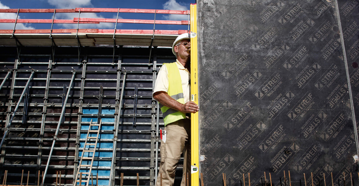Torsion-resistant R profile of the Stabila R 300 level