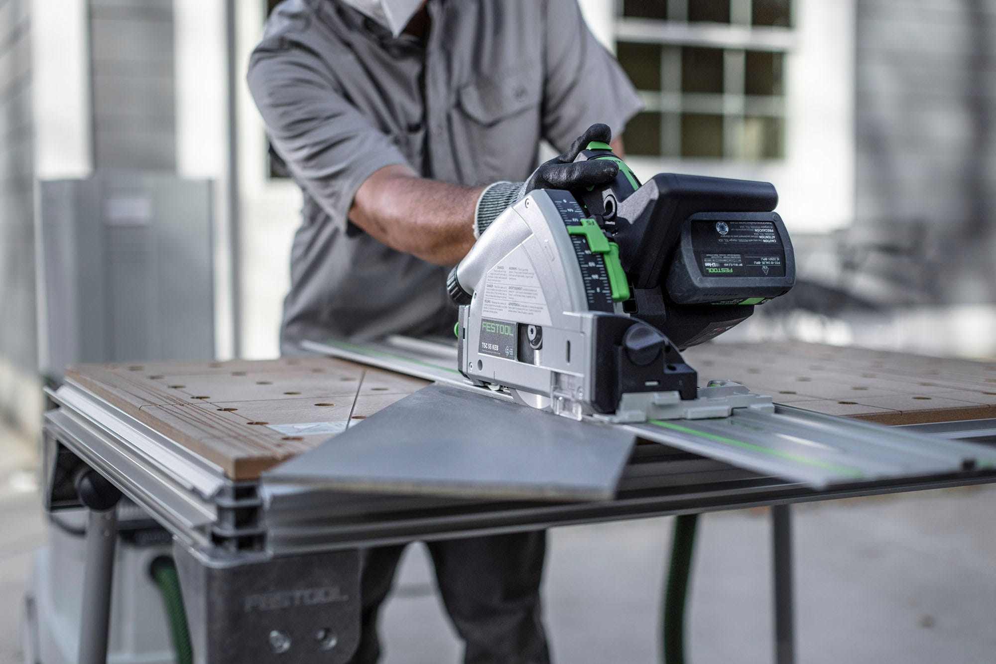 Festool 577664 TSC 55 K Cordless Track Saw + 55-Inch Guide Rail 5.2Ah Kit with Kickback Stop