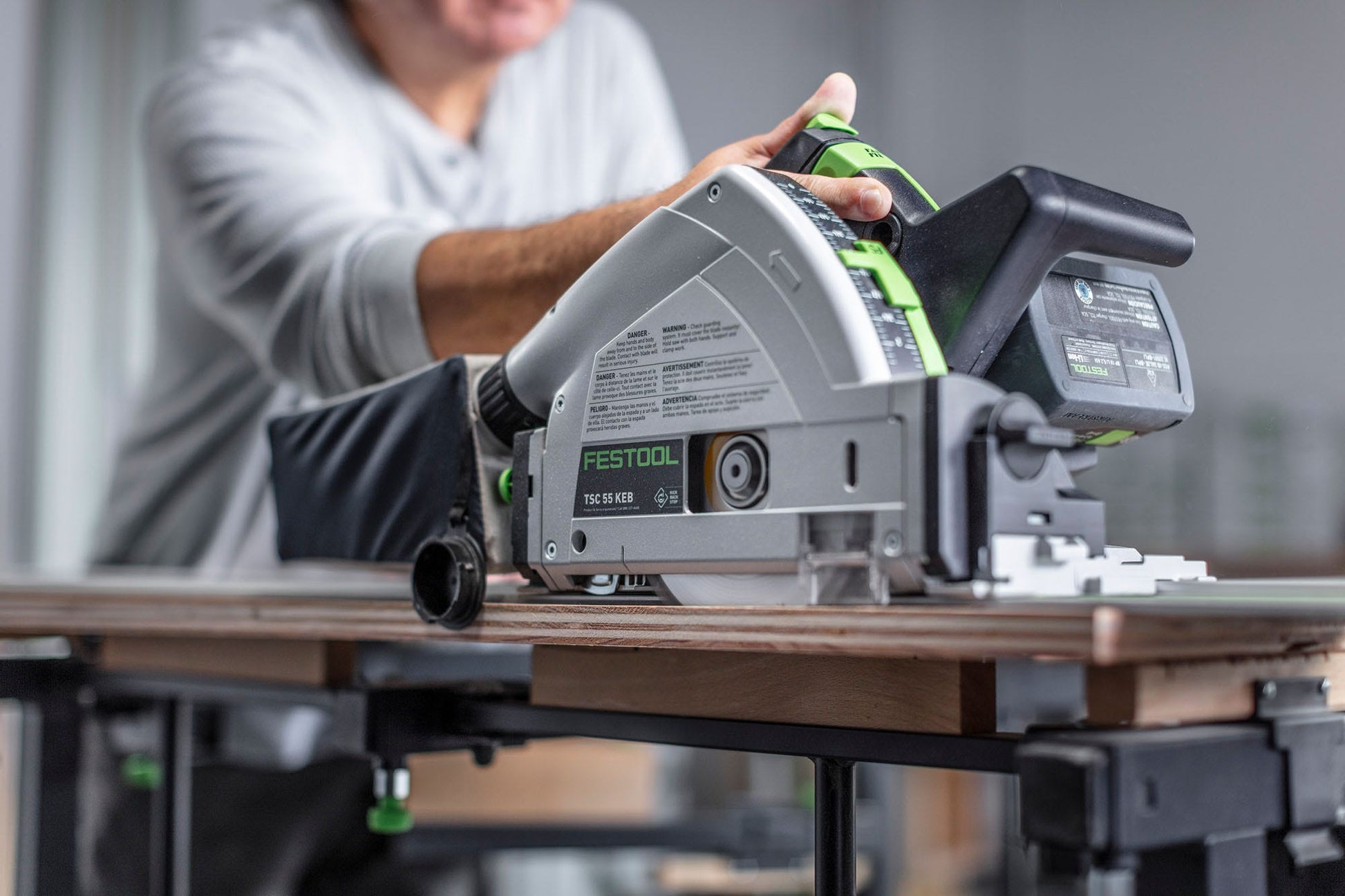 Festool 577664 TSC 55 K Cordless Track Saw + 55-Inch Guide Rail 5.2Ah Kit with Kickback Stop