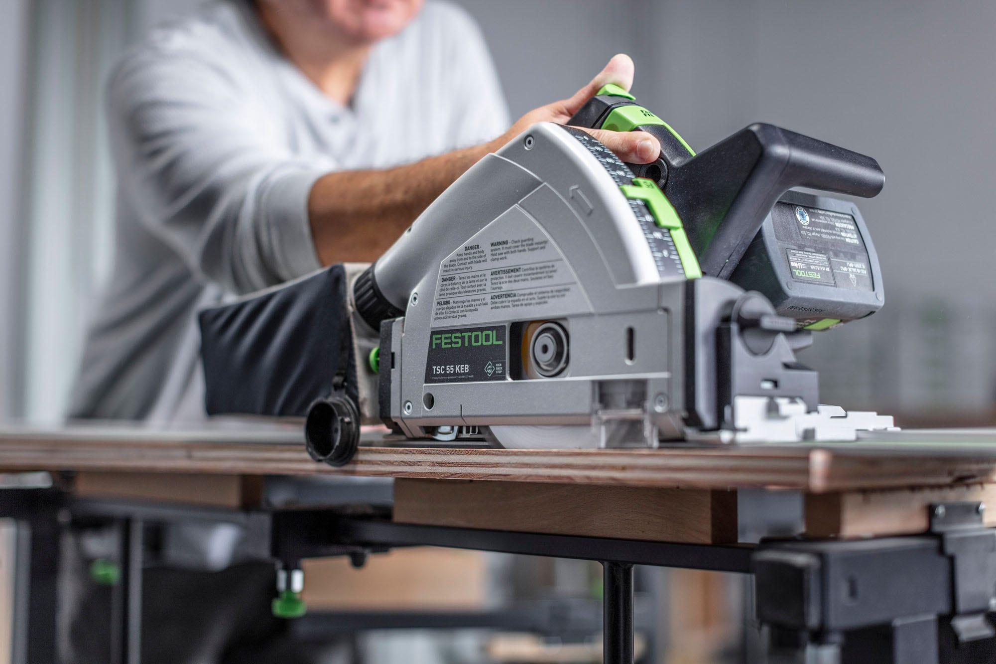 Festool 577664 TSC 55 K Cordless Track Saw + 55-Inch Guide Rail 5.2Ah Kit with Kickback Stop